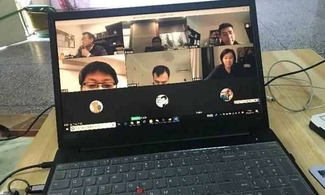 高铁上如何使用笔记本电脑娱乐？有哪些推荐？