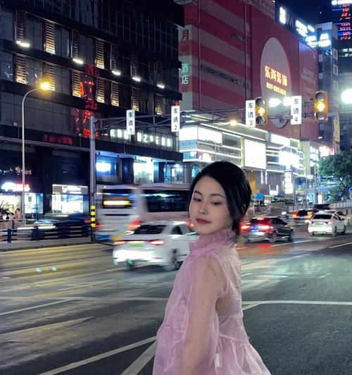 夜间拍照姿势如何调整？手机图片设置方法是什么？