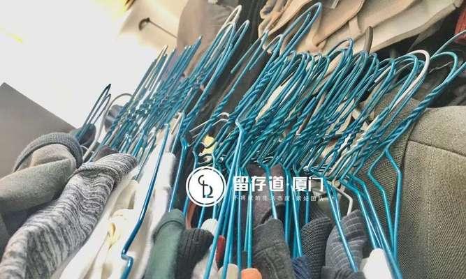 电梯服务器收纳包安装步骤是什么？
