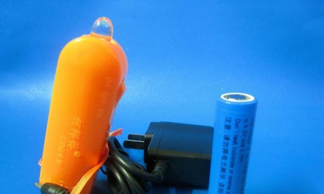 手电筒充电电池应该用哪种充电器充电？